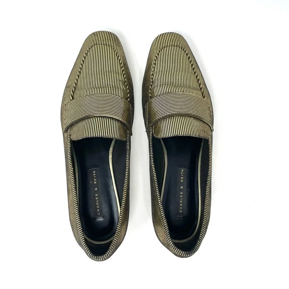 Charles and Keith Black and Gold Metallic Bar Strap Loafer Size 36/ 6 - Picture 6 of 11